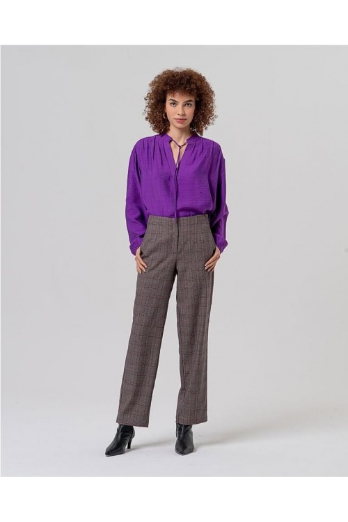 Pantalón estilo chino CEREZA