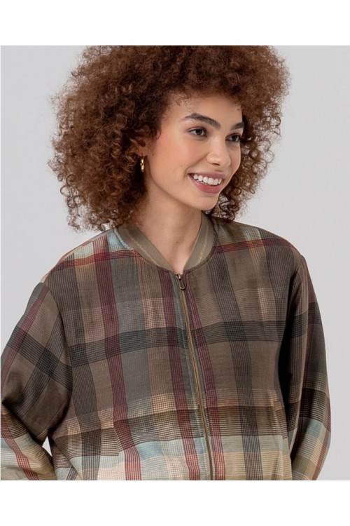 Cazadora corta estilo bomber CAMEL CLARO