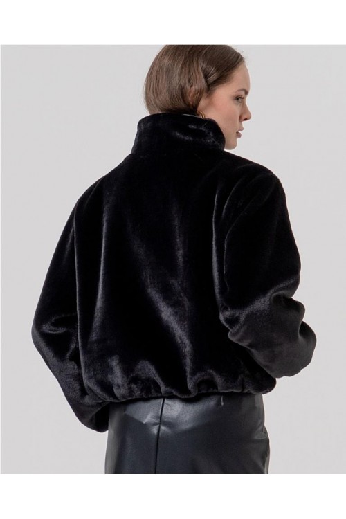 Chaqueta corta de pelo y... 2