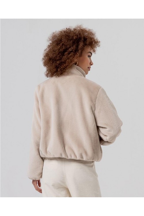 Chaqueta corta de pelo y... 2