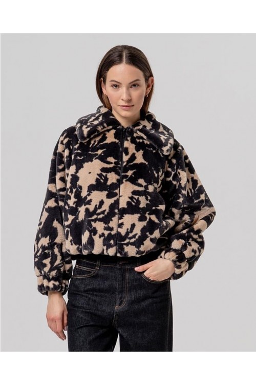 Chaqueta de pelo estampado...