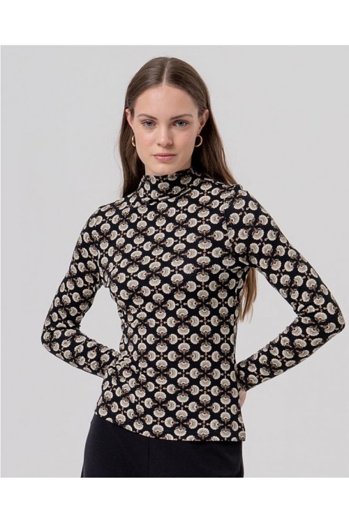 Camiseta cuello alto NEGRO