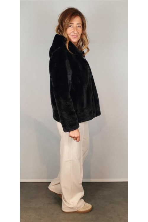 CAZADORA GUS NEGRO 2