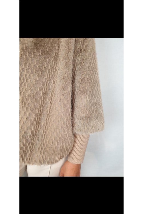 CAZADORA LIRAS BEIGE