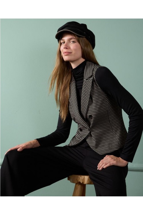 CHALECO SURKANA NEGRO