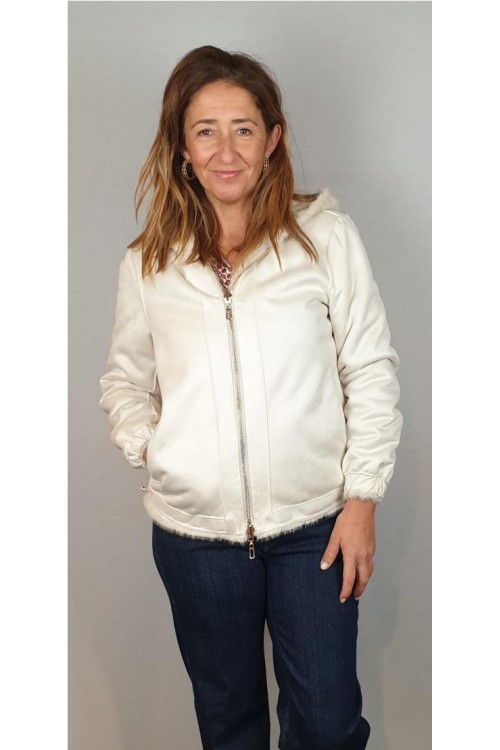 CAZADORA LIRAS BEIGE