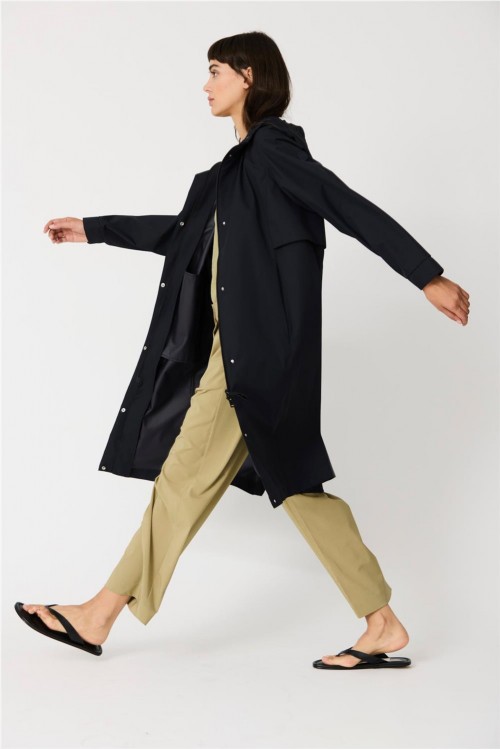 CHUBASQUERO TANTA AZUL MARINO