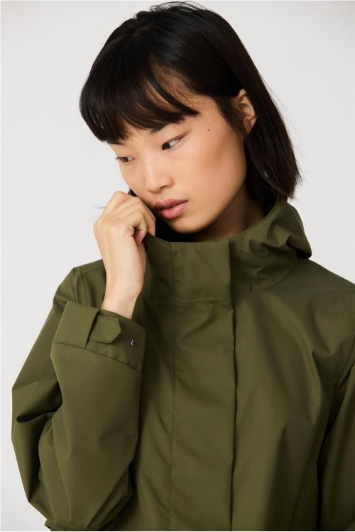 CHUBASQUERO TANTA KAKI