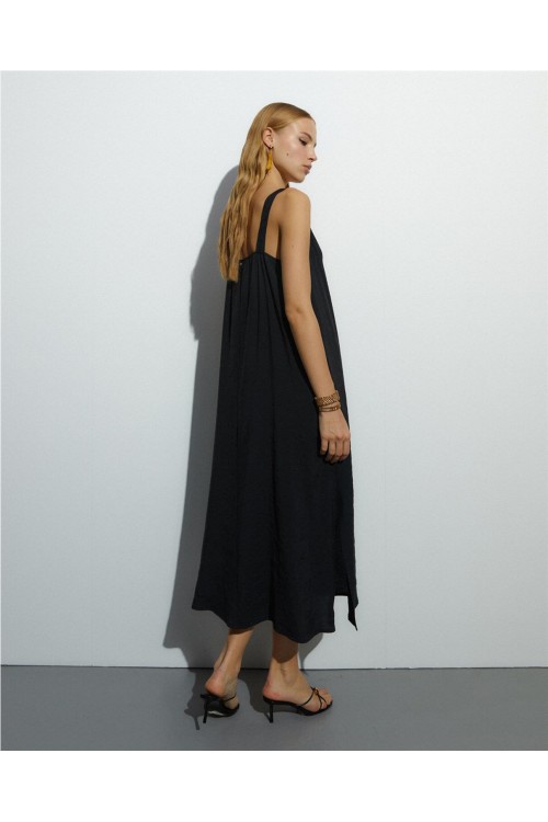 VESTIDO ANDAM NEGRO